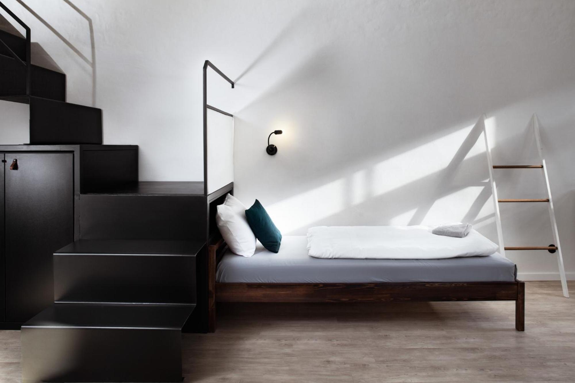 Long Story Short Hostel & Cafe Olomouc Dış mekan fotoğraf